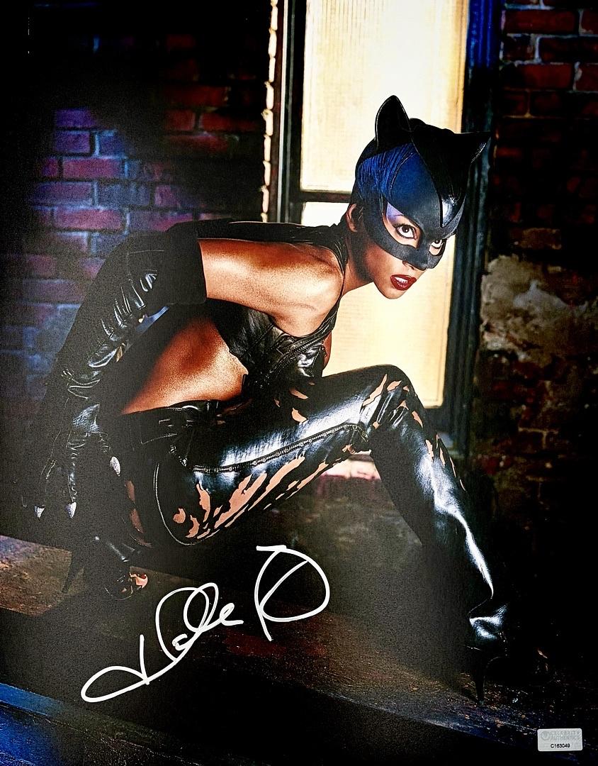 Halle Berry signed 11x14 (Catwoman) - Celebrity Authentics COA